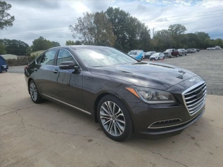 2015 Hyundai Genesis - Image 2 of 8
