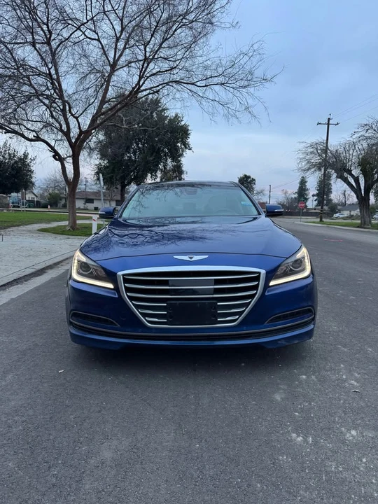 2015 Hyundai Genesis - Image 2 of 9
