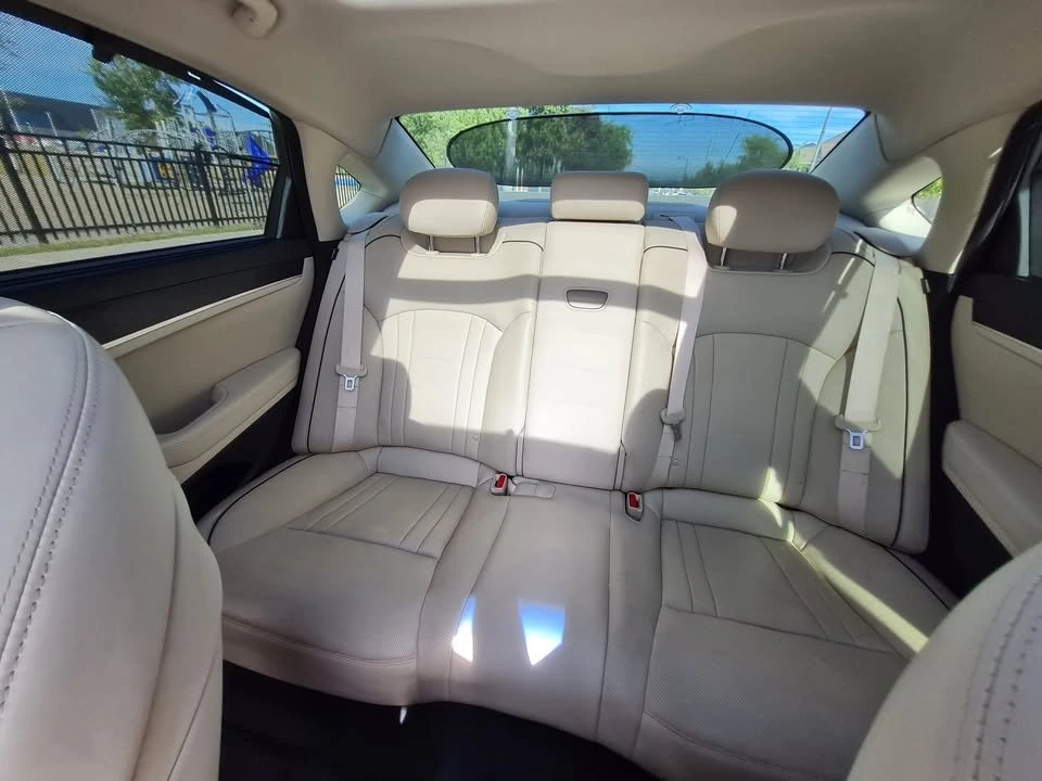 2015 Hyundai Genesis - Image 7 of 7
