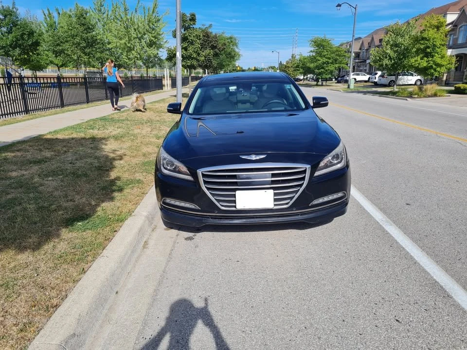 2015 Hyundai Genesis - Image 2 of 7