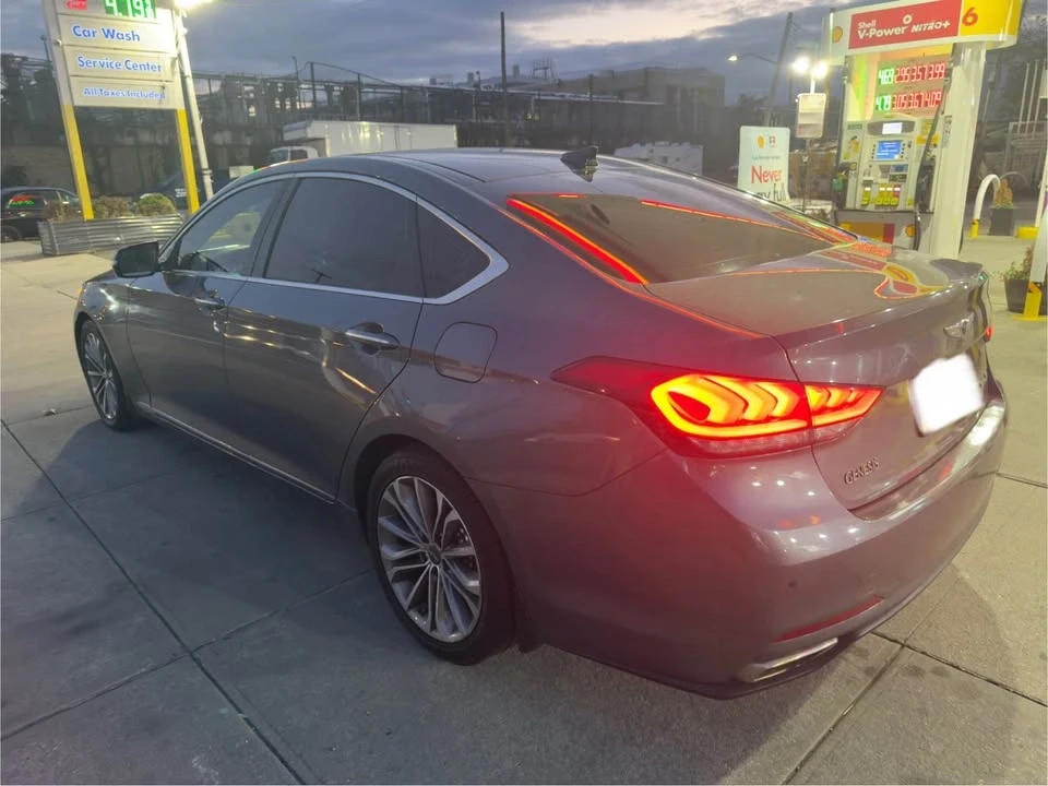 2015 Hyundai Genesis - Image 3 of 13