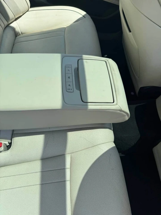 2015 Hyundai Genesis - Image 13 of 13