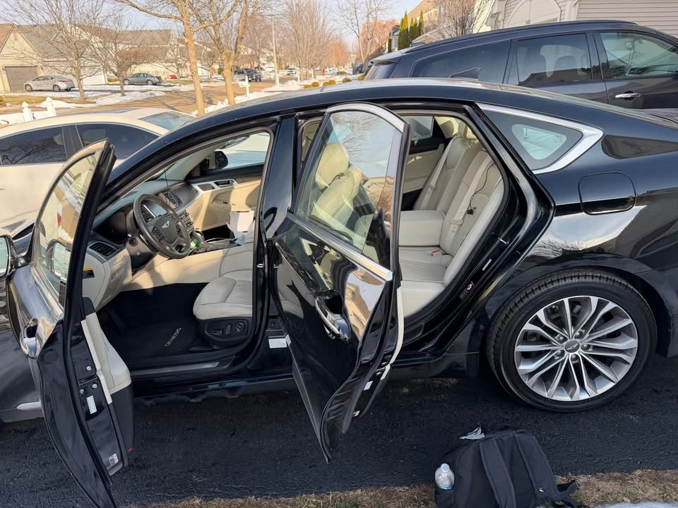 2015 Hyundai Genesis - Image 3 of 13