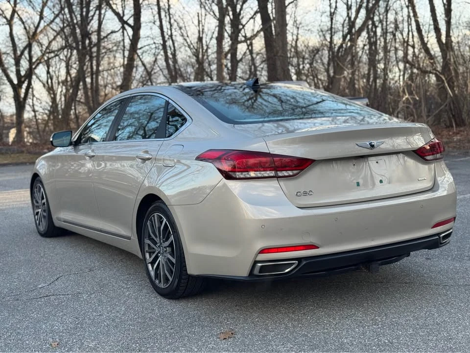 2015 Hyundai Genesis - Image 5 of 20