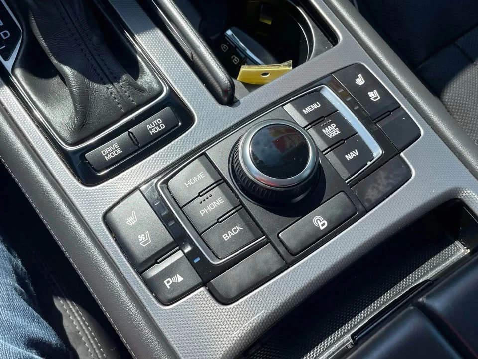 2015 Hyundai Genesis - Image 20 of 20