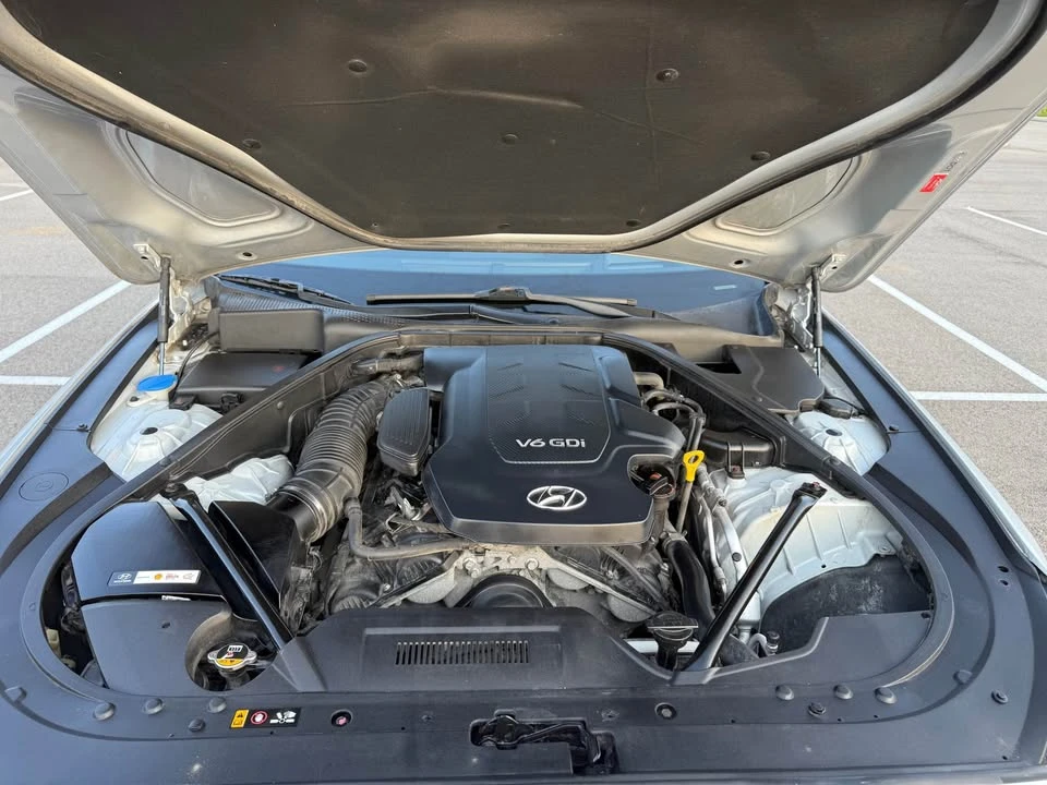 2015 Hyundai Genesis - Image 20 of 20