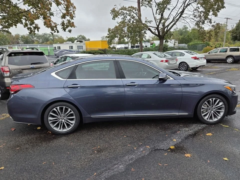 2015 Hyundai Genesis - Image 7 of 20