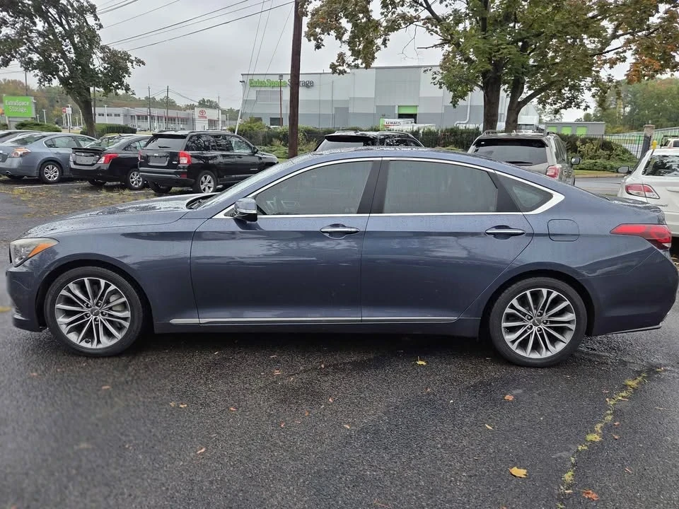 2015 Hyundai Genesis - Image 2 of 20