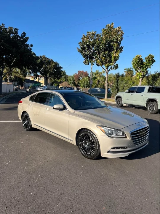 2015 Hyundai Genesis - Image 3 of 11