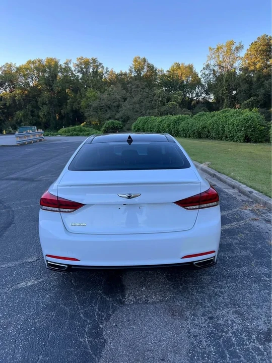 2015 Hyundai Genesis - Image 4 of 20