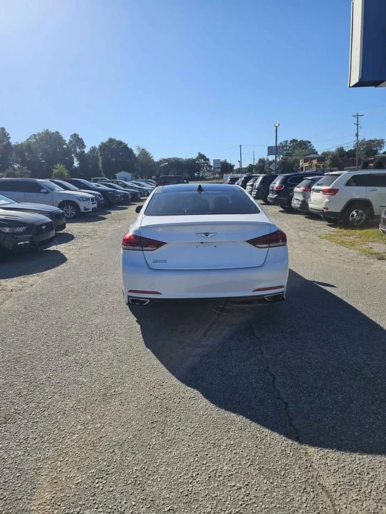 2015 Hyundai Genesis - Image 2 of 9