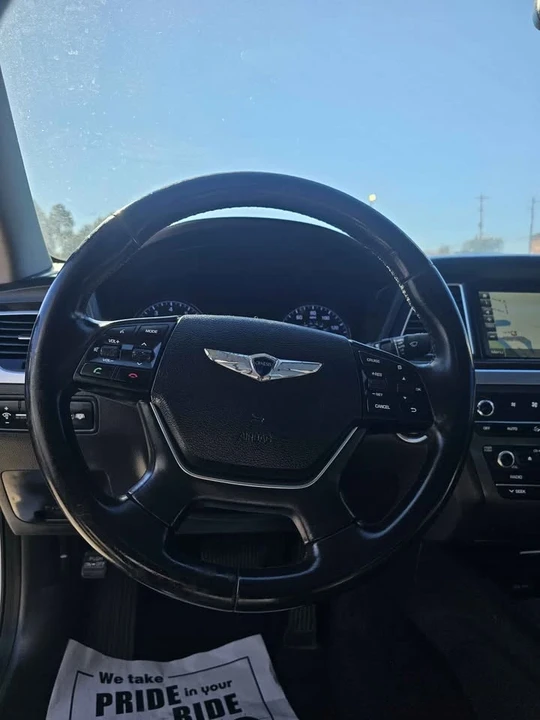 2015 Hyundai Genesis - Image 8 of 9