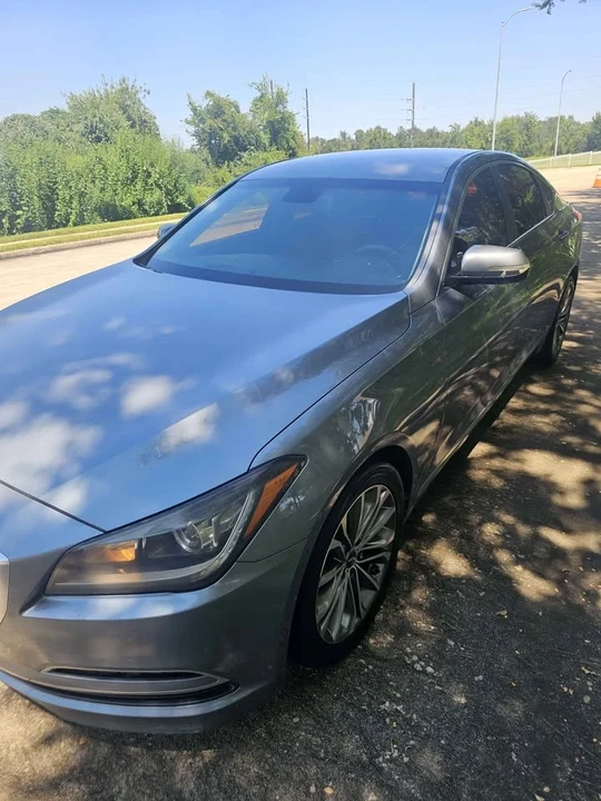 2015 Hyundai Genesis - Image 4 of 9