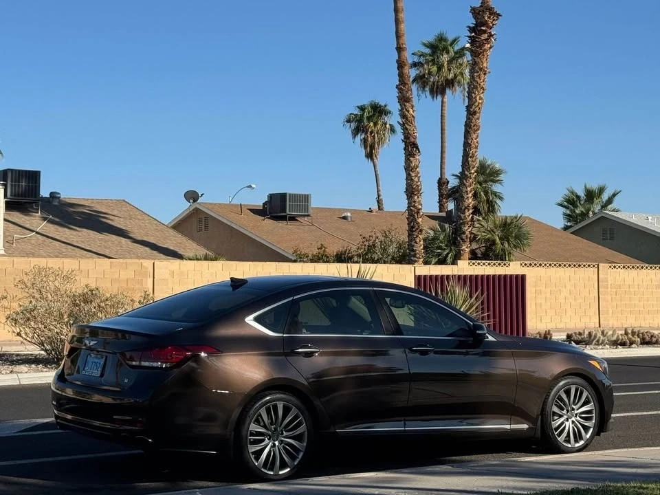 2015 Hyundai Genesis - Image 7 of 14