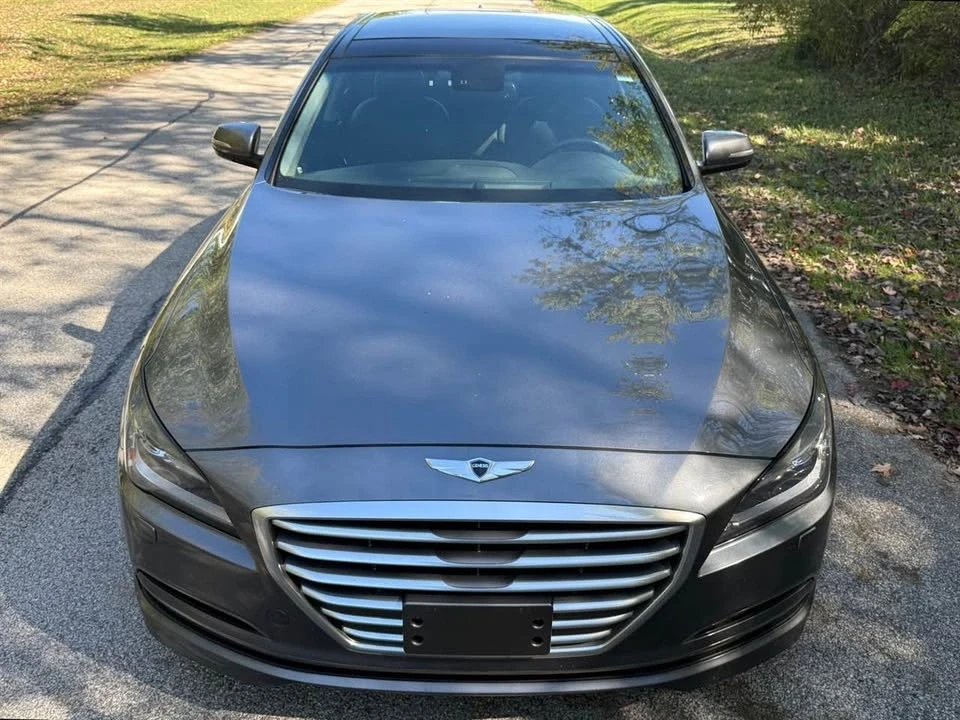 2015 Hyundai Genesis - Image 8 of 16
