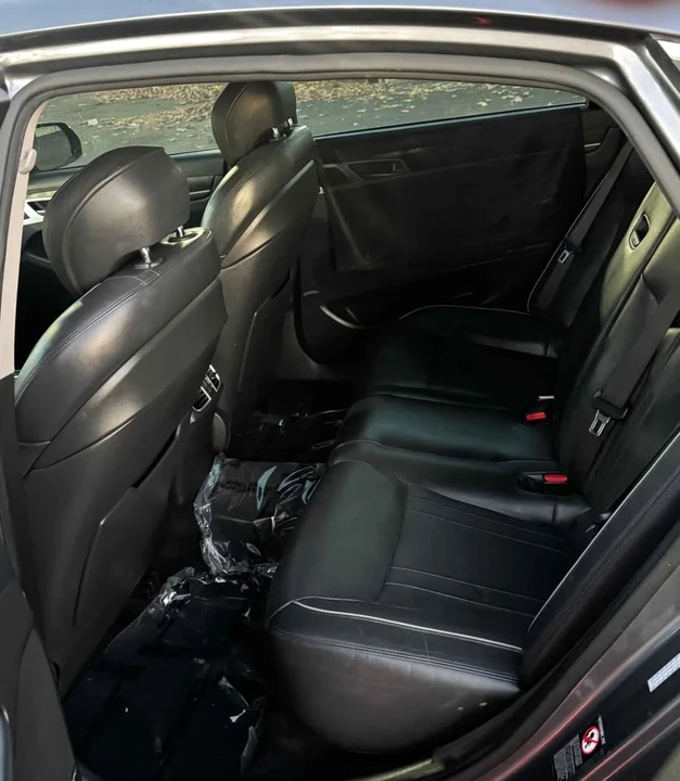 2015 Hyundai Genesis - Image 7 of 12