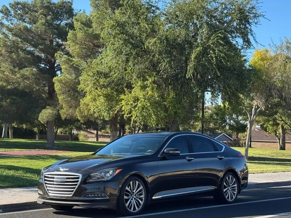 2015 Hyundai Genesis - Image 3 of 14
