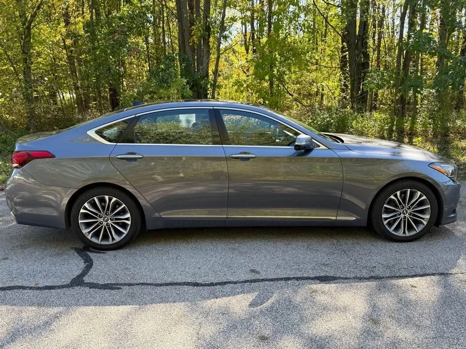 2015 Hyundai Genesis - Image 6 of 16