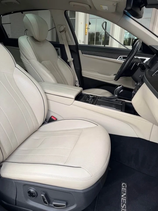 2015 Hyundai Genesis - Image 3 of 9