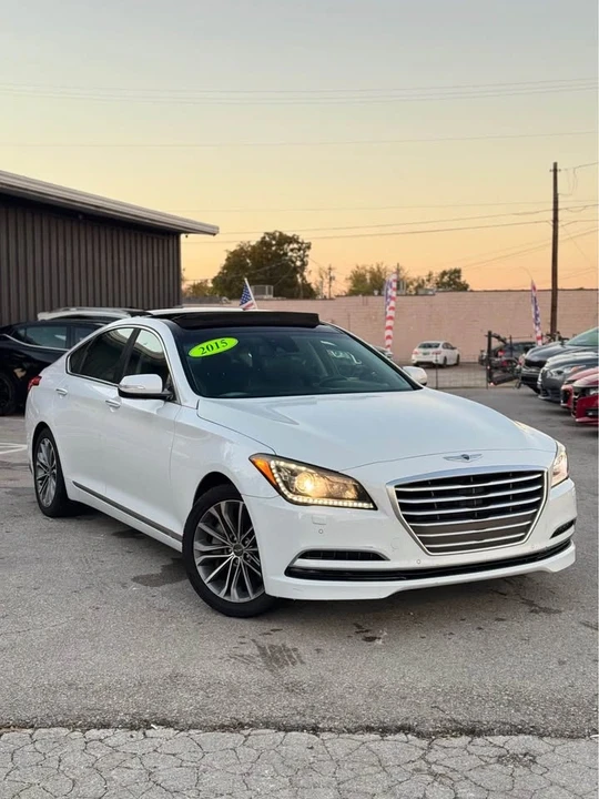 2015 Hyundai Genesis - Image 3 of 16