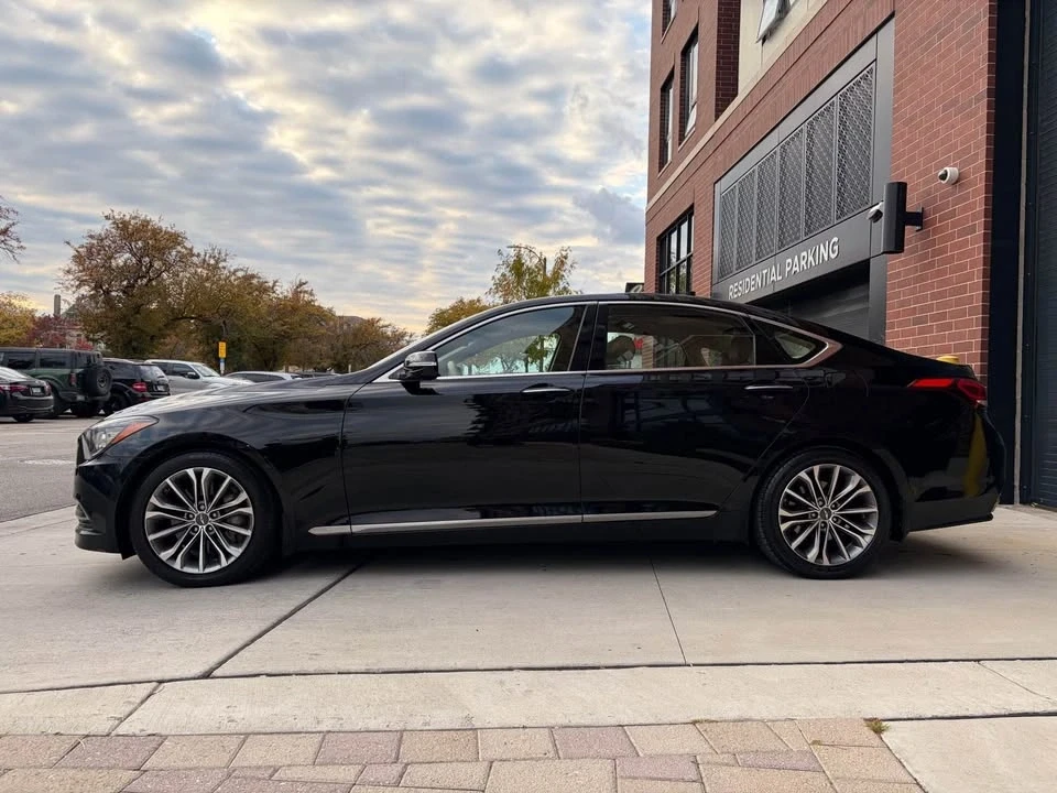 2015 Hyundai Genesis - Image 2 of 14
