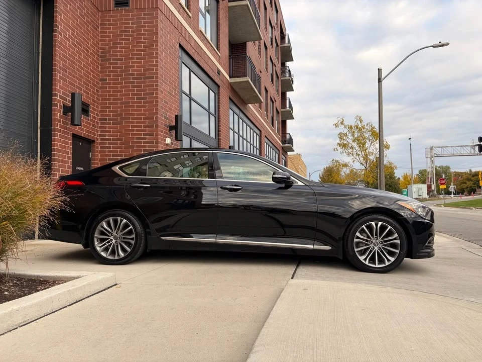 2015 Hyundai Genesis - Image 6 of 14