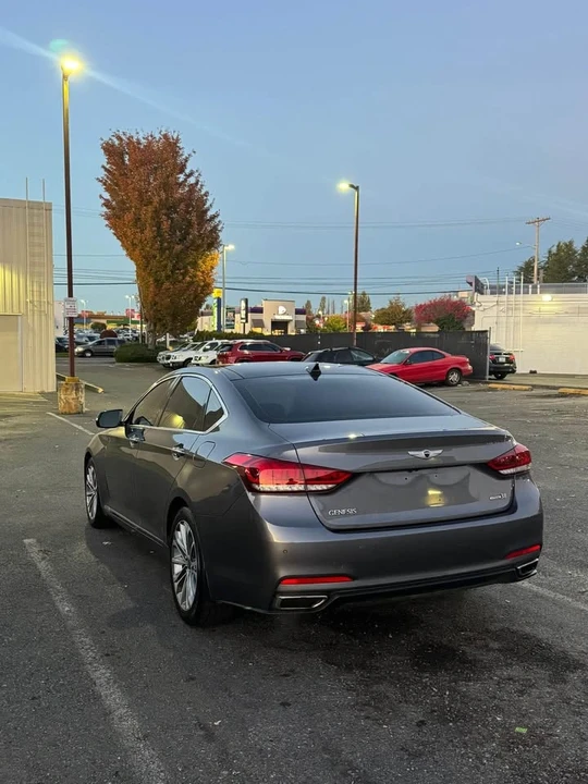 2015 Hyundai Genesis - Image 4 of 11