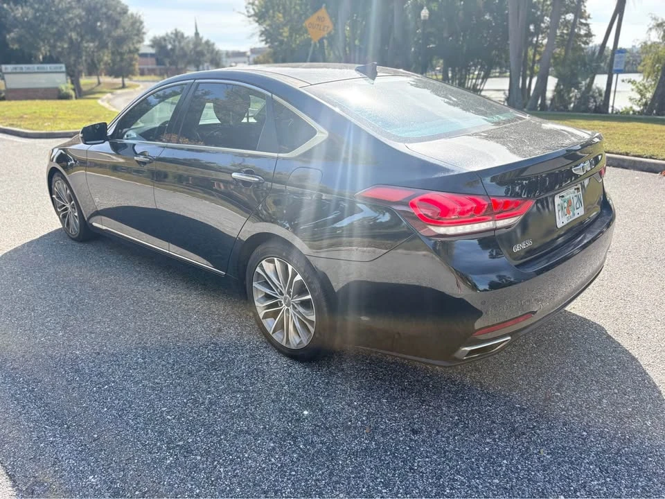 2015 Hyundai Genesis - Image 13 of 14