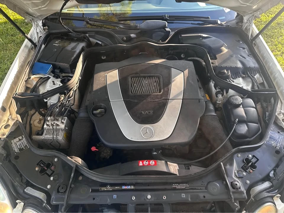 2015 Hyundai Genesis - Image 12 of 13