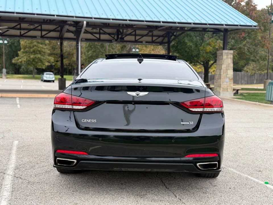 2015 Hyundai Genesis - Image 6 of 20