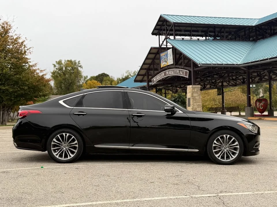 2015 Hyundai Genesis - Image 4 of 20