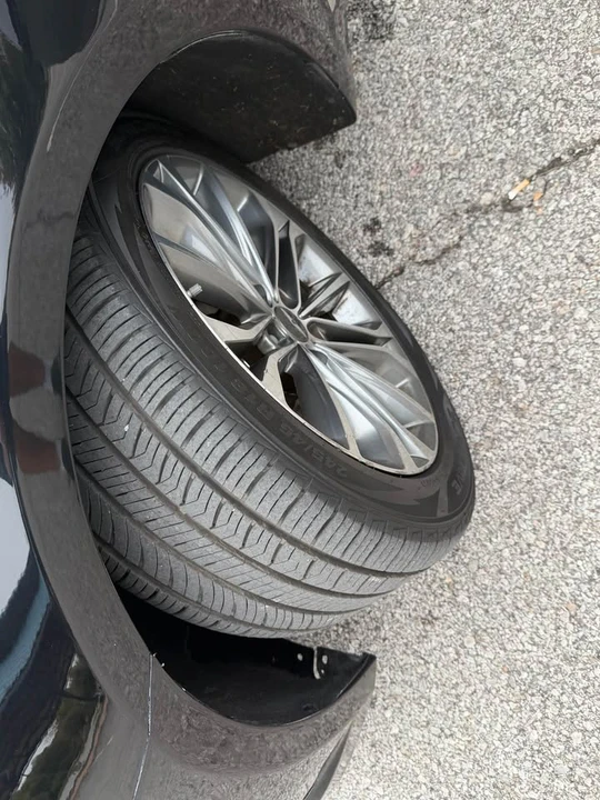 2015 Hyundai Genesis - Image 20 of 20