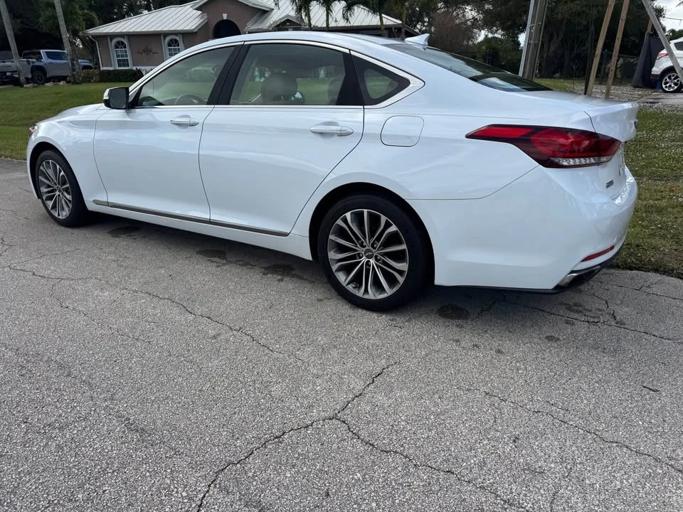 2015 Hyundai Genesis - Image 3 of 14