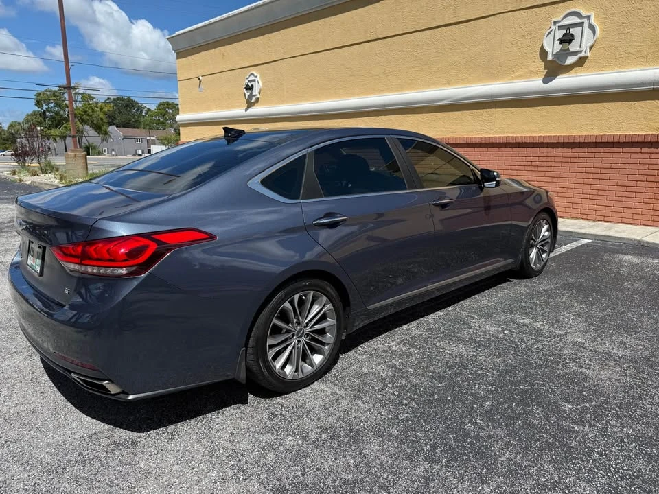 2015 Hyundai Genesis - Image 2 of 7