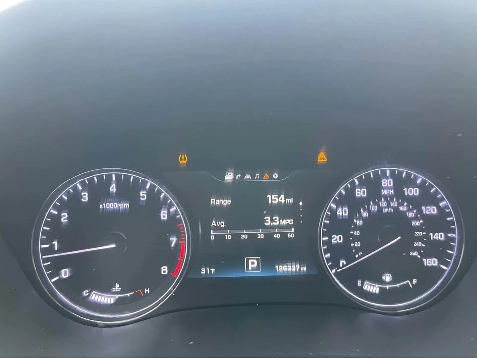 2015 Hyundai Genesis - Image 13 of 19