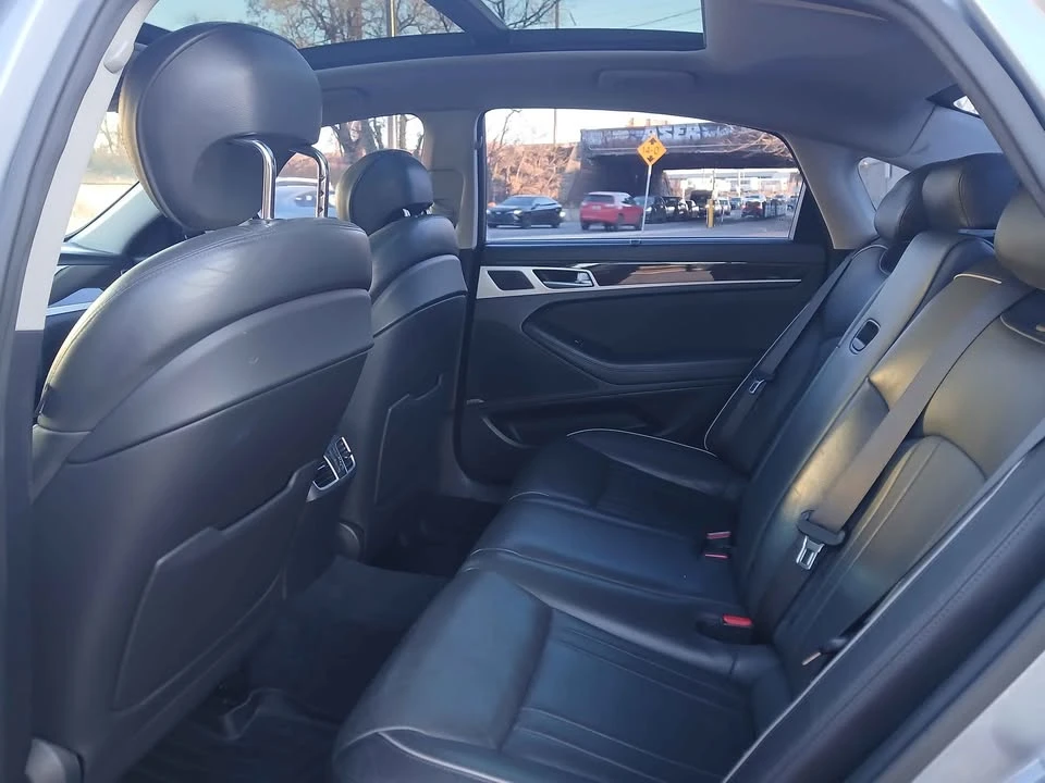 2015 Hyundai Genesis - Image 6 of 6