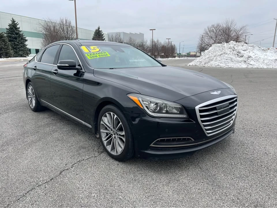 2015 Hyundai Genesis - Image 2 of 19