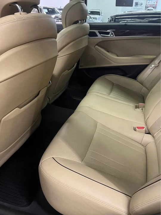 2015 Hyundai Genesis - Image 12 of 13