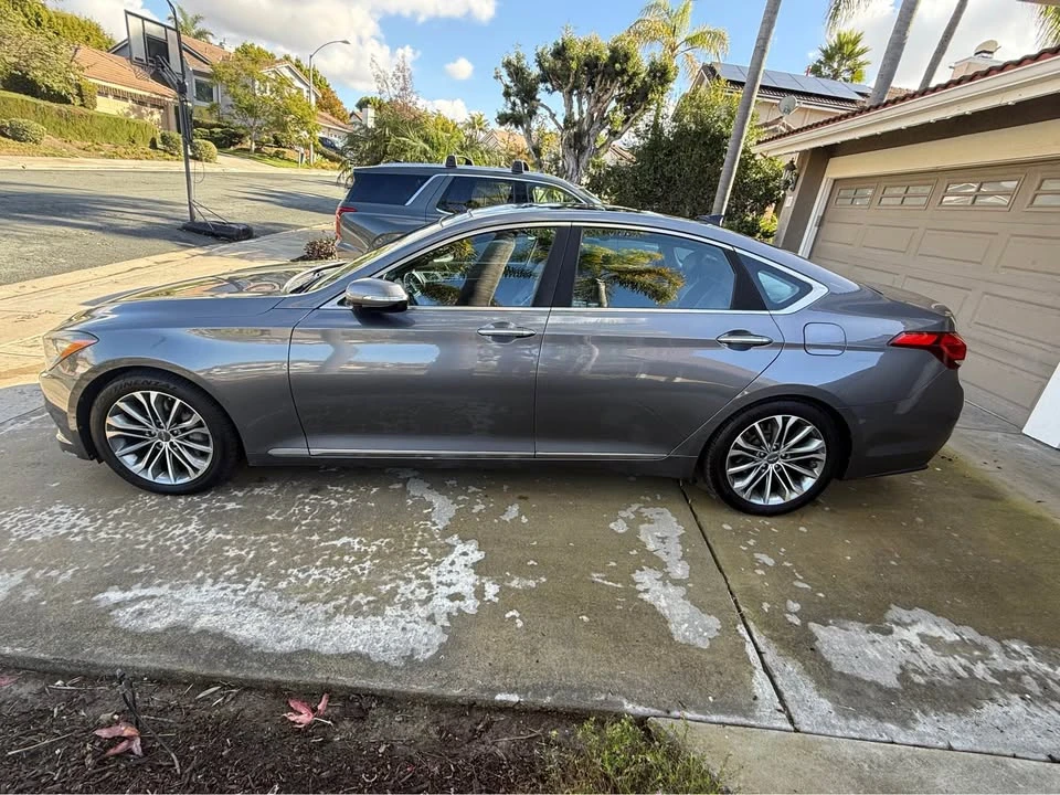 2015 Hyundai Genesis - Image 4 of 6