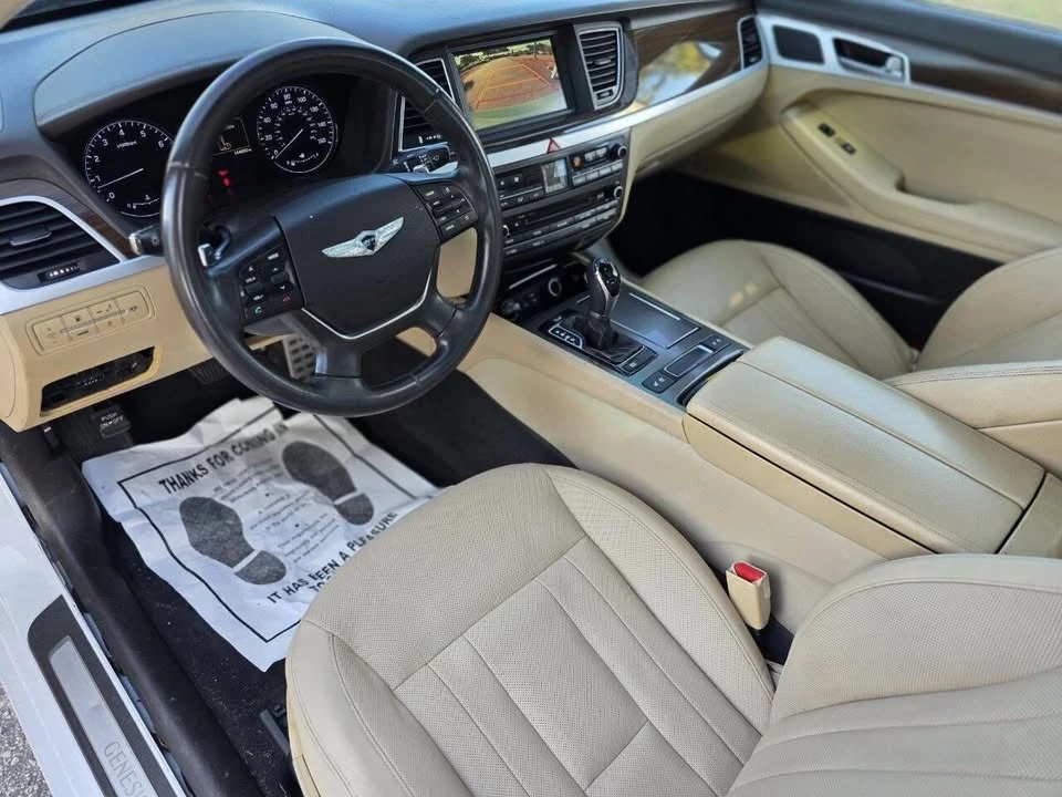 2015 Hyundai Genesis - Image 6 of 18