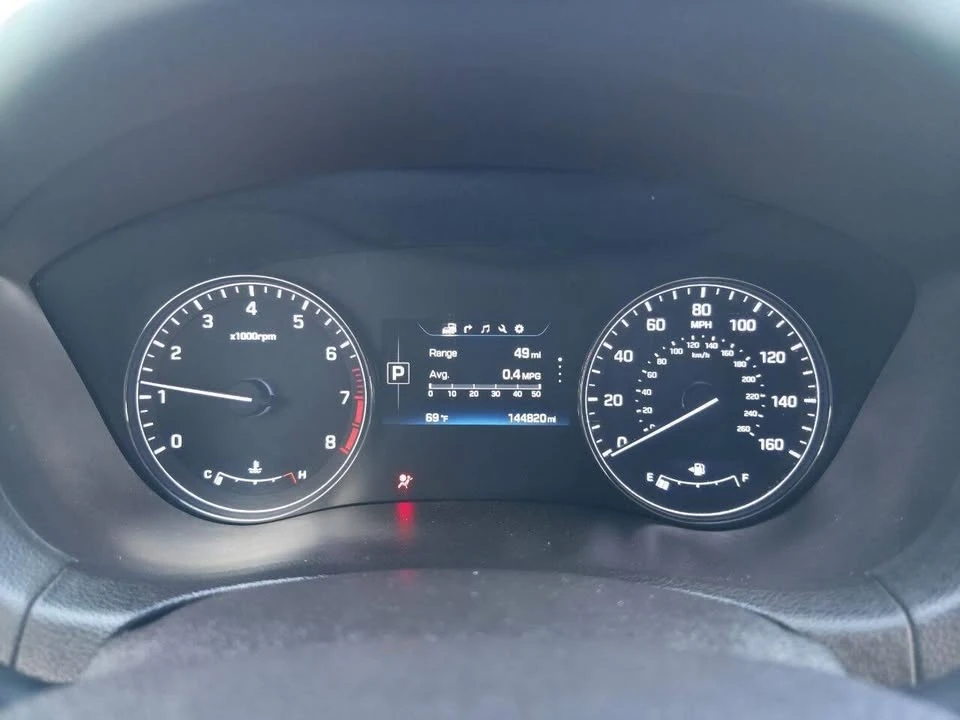 2015 Hyundai Genesis - Image 11 of 18