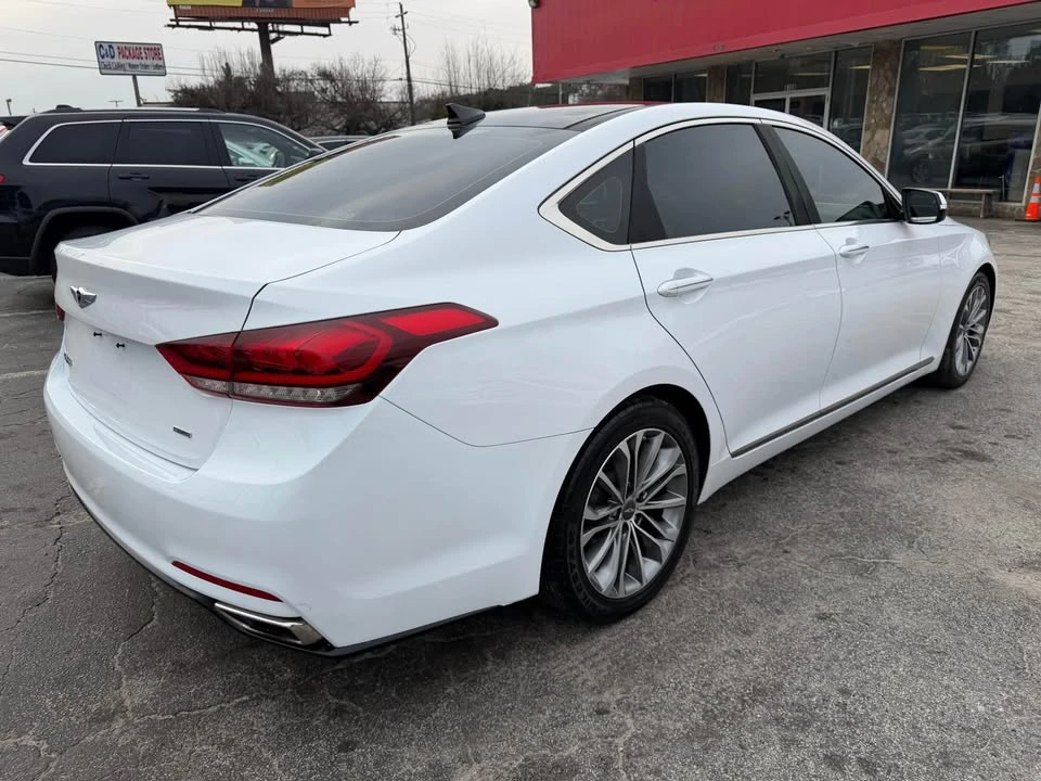 2015 Hyundai Genesis - Image 8 of 18