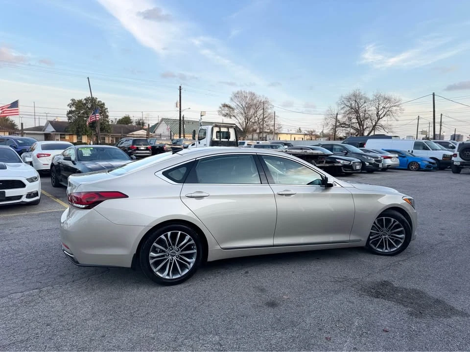 2015 Hyundai Genesis - Image 5 of 16