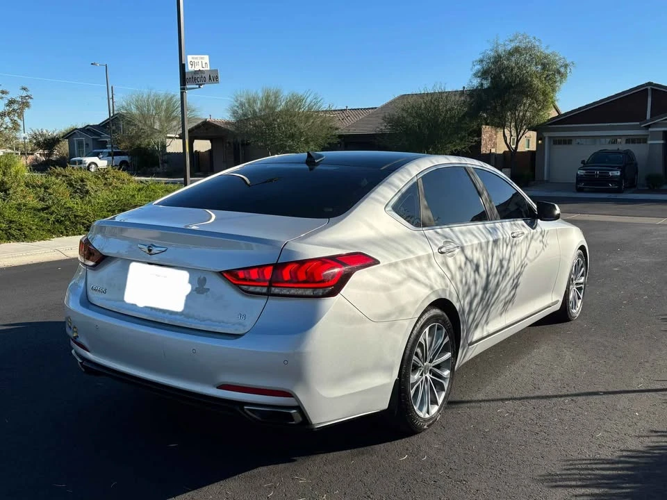 2015 Hyundai Genesis - Image 4 of 15