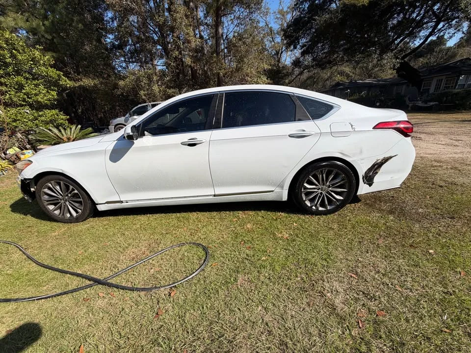 2015 Hyundai Genesis - Image 5 of 8