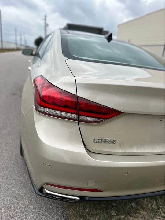2015 Hyundai Genesis - Image 3 of 12