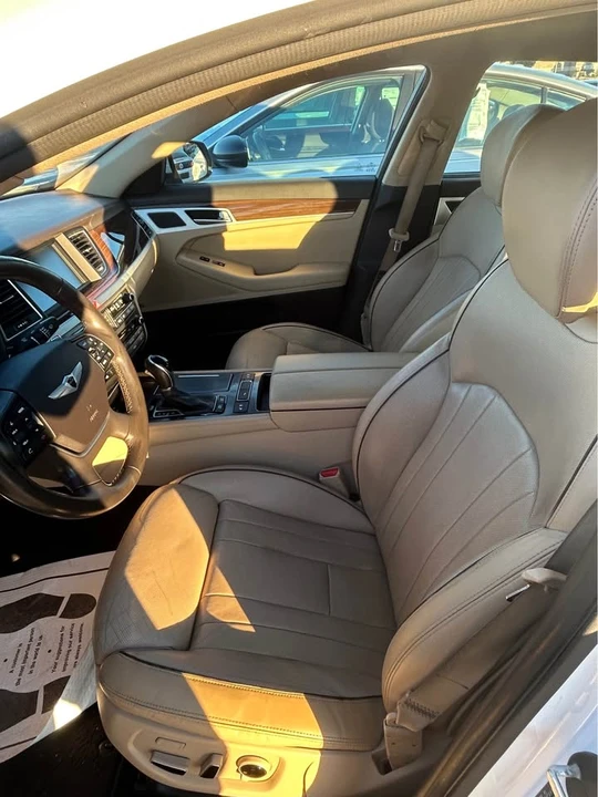 2015 Hyundai Genesis - Image 3 of 8