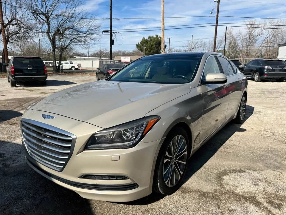 2015 Hyundai Genesis - Image 8 of 17