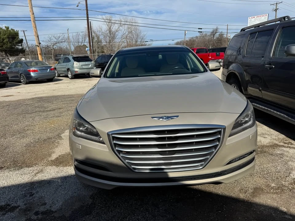 2015 Hyundai Genesis - Image 7 of 17
