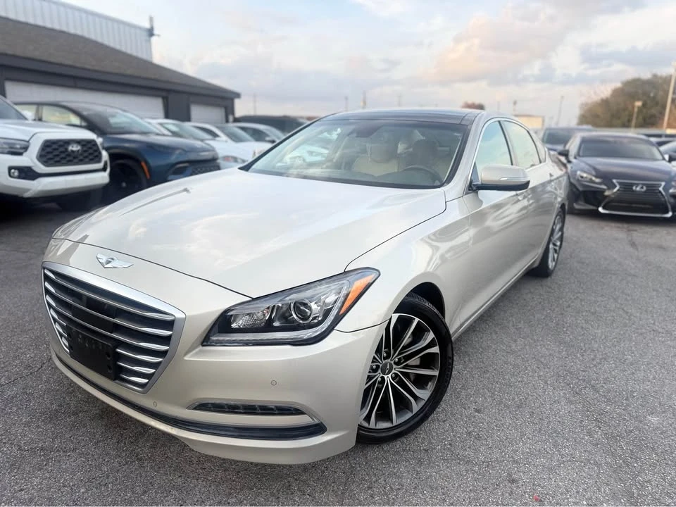 2015 Hyundai Genesis - Image 2 of 16